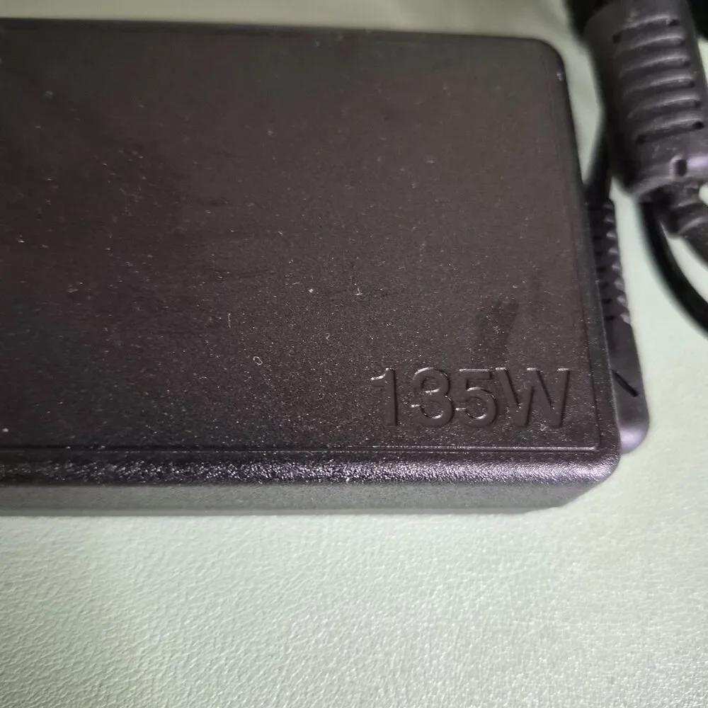 Genuine Lenovo ADL135NLC3A 135W 20V 6.75A AC Adapter Yellow Slim Tip